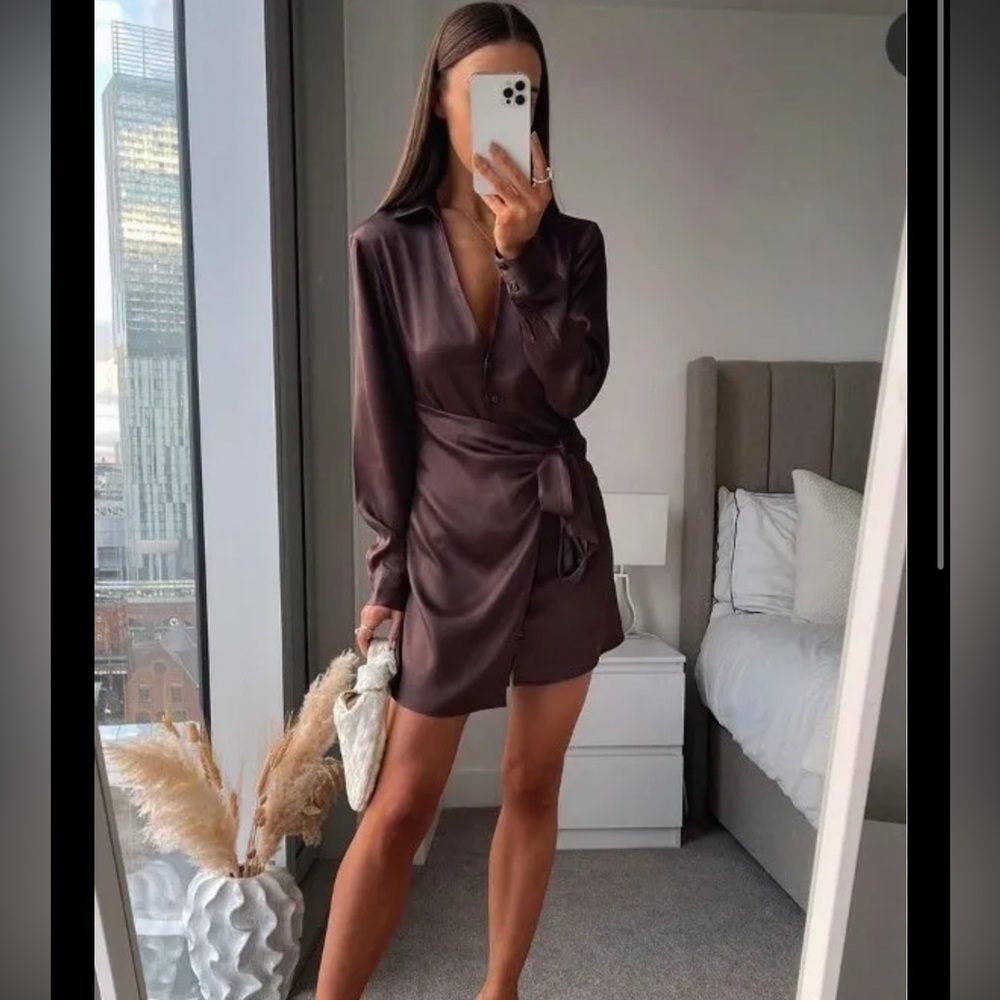 Zara brown satin button up wrap dress
Size M